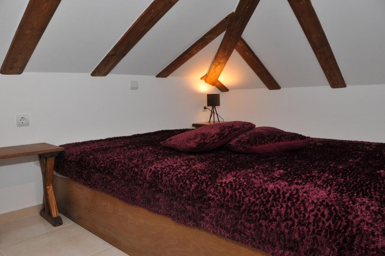 Dominique Meteora House Apartment กาลัมปากา ภายนอก รูปภาพ