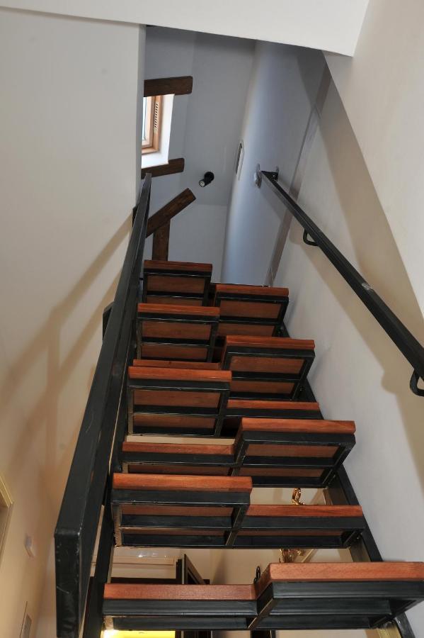 Dominique Meteora House Apartment กาลัมปากา ภายนอก รูปภาพ