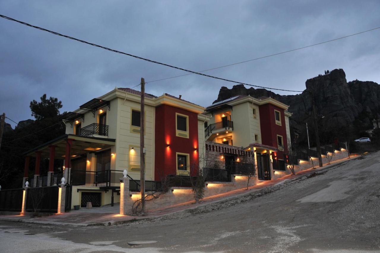 Dominique Meteora House Apartment กาลัมปากา ภายนอก รูปภาพ